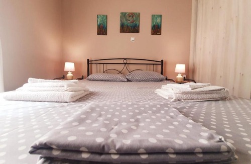 Chalandri Apartment | Ilias' cosy and relaxing apartment