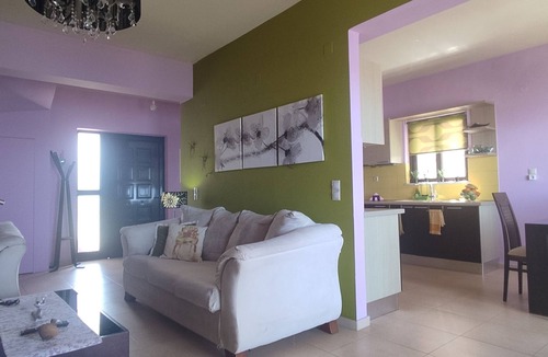 Megala Chorafia House | Immaculate 3-Bed House in Chania
