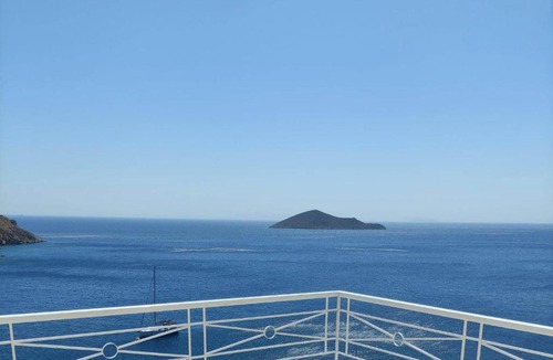 Leros Apartment | Infinity Blue Suite