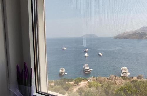 Leros Apartment | Infinity Blue Suite