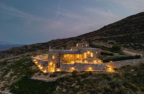 Serifos Villa | Infinity Villa, luxury house with stunning view in Serifos