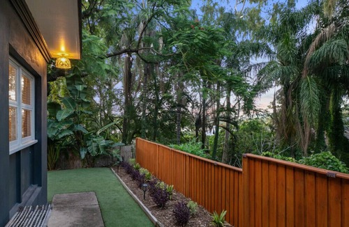 Annerley House | Inner City Oasis