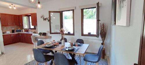Gerani Apartment | "IRO HOUSE" 600m from the beach