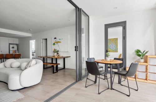 Dee Why Apartment | Ivory Cove Coastal Elegance by the Beach