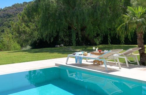 Ixia Villa | Ixian Hilltop Villa