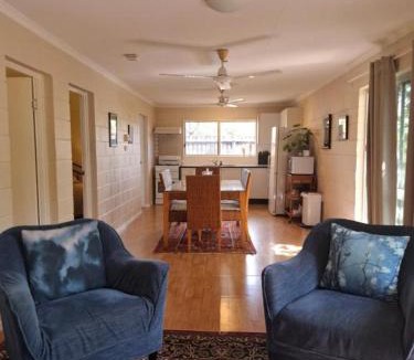 Cooktown House | J & Ella's Holiday House - 2 Bedroom, 3 Beds, 2 Bathroom, 4 or 5 Guests