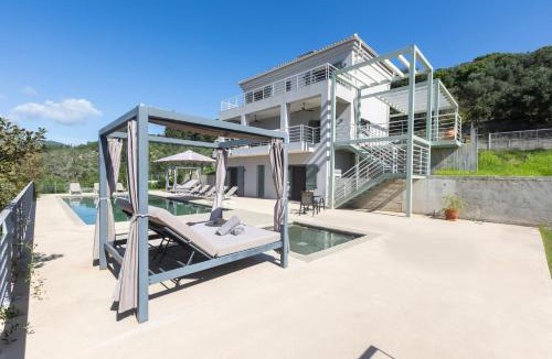 Dafnata Villa | J&J Villa