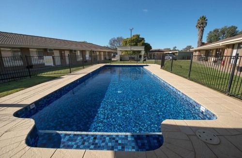 Swan Hill Hotel | Jacaranda Holiday Units