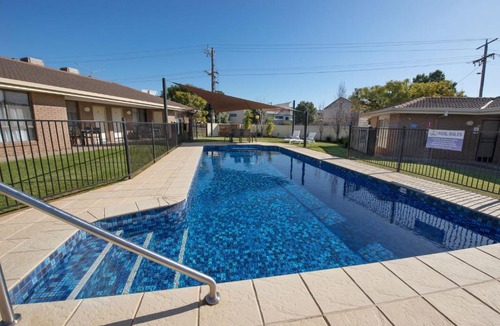 Swan Hill Hotel | Jacaranda Holiday Units