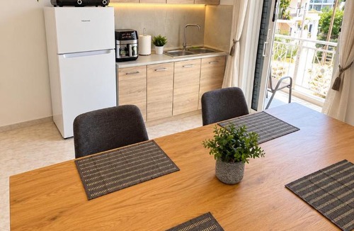 Archangelos Apartment | Jacob's Acropolis