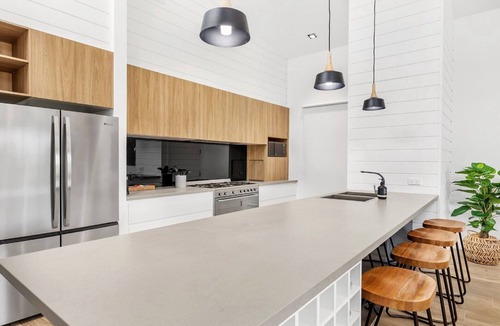 Pokolbin House | JACORU ON 3 - THE VINTAGE HOLIDAY HOUSES