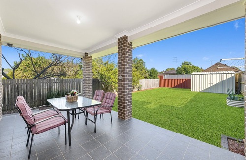 Rydalmere House | Jam Home | Delightful 4BR House Near Sydney Olympic Park & Parramatta CBD