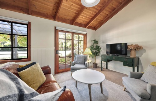 Jamieson Cottage | Jamieson Cottage 2 - By the River