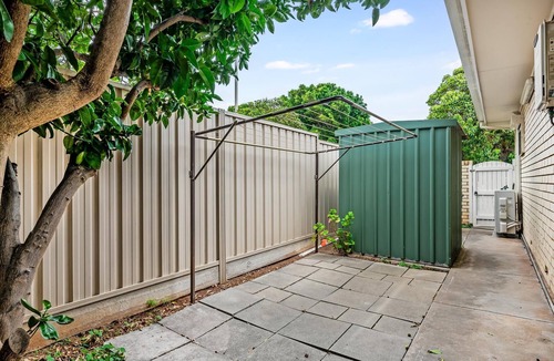 Brighton House | Jetty Road Retreat ~ Brighton - Charming 2-Bedroom Unit in Brighton