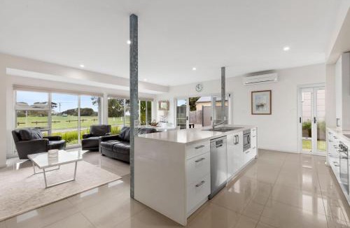 St Leonards House | Jetty View
