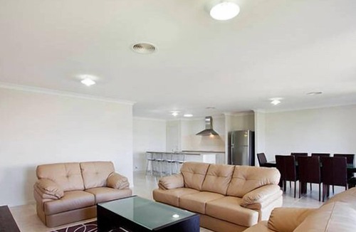 Jindabyne House | Jindabyne Executive.