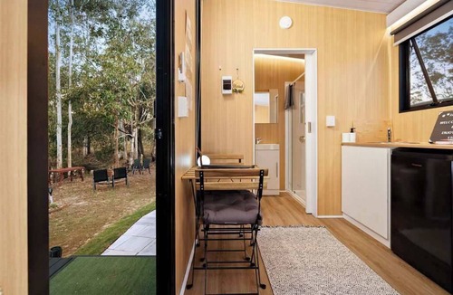 South Kolan House | JJJ's Ranch Farm 2 by Tiny Away