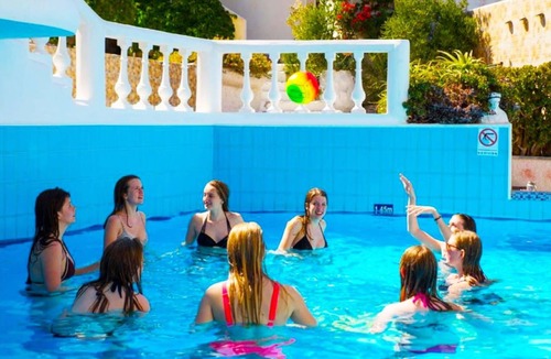 Piskopiano House | Junior Villa for up to 10 vacationers full view