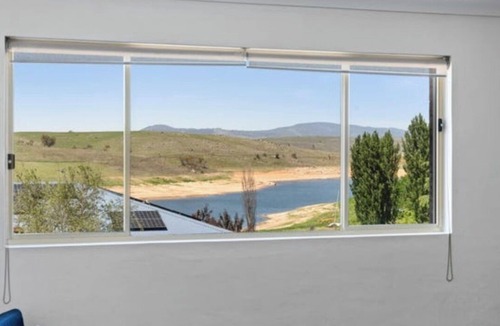 Kalkite House | Just 20 mins from Jindabyne and 50 mins from Perisher and Thredbo.