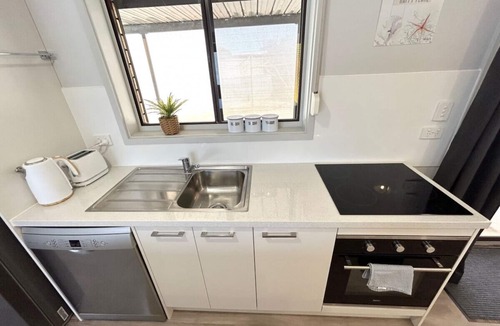 Moonta Bay Apartment | Just About Beachfront - Freshly Renovated - 3 Bedroom Home