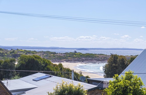 Bawley Point House | Juwin Beach House Bawley Point - short walk to 2 beaches