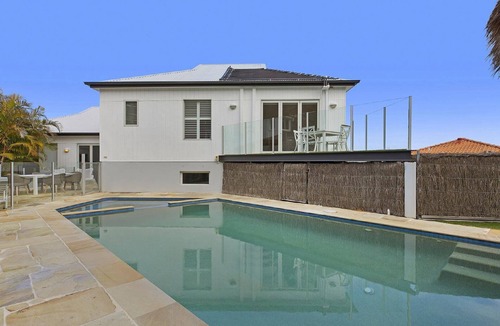 North Avoca House | KAILANI - OVERLOOKING CAPE THREE POINTS AND NORTH AVOCA BEACH