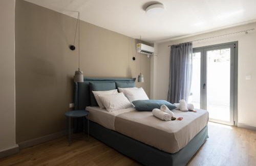 Kalamata Apartment | Kalamata Center Ground Floor 2BR Apt with Small Yard & 1Gbps Fiber