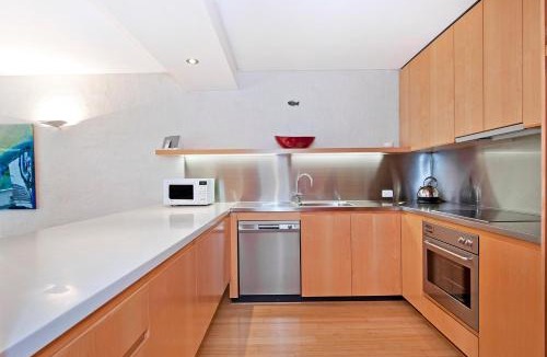 Noosa Heads Apartment | Kalang, Little Cove Joyful Retreat