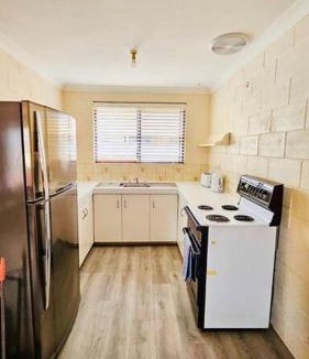 Victory Heights Apartment | Kalgoorlie, Unit 2, Golden Patch Retreat