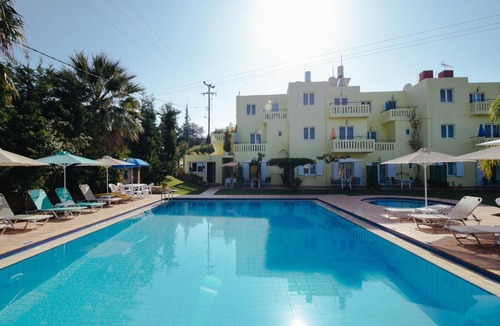 Kalyves Apartment | Kalithea Apartments - Heated Pool seasonal - Pool Towels - Pool Sun Lounger Matresses