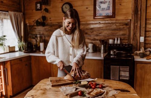 Greenlands House | Kallarroo Farmstay in Snowy Mountains