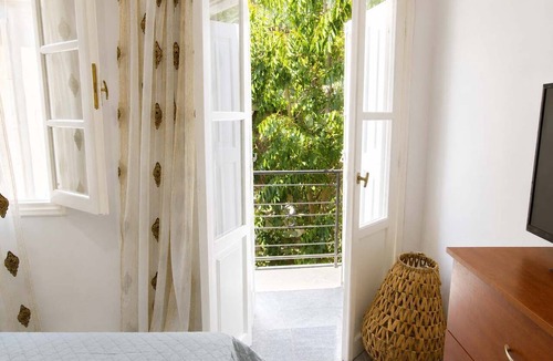 Pothia Apartment | Kalymnos Island Getaway - Chora Central Location!