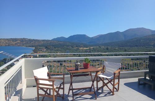 Karvelas Apartment | Kamares View (Απέραντο Γαλάζιο)