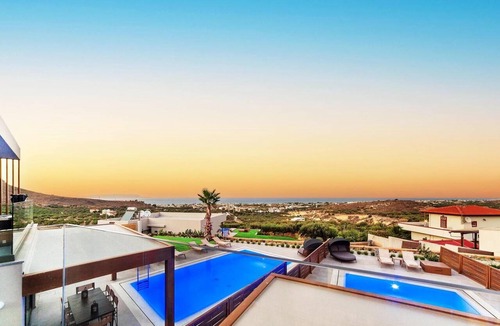 Gouves Villa | Kamelia Luxury Villa 2