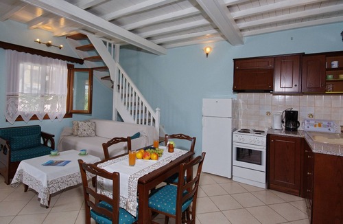Votsi Villa | Kamelia Villa 4 in Alonissos