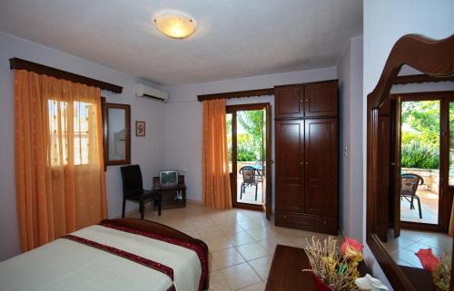 Votsi Villa | Kamelia Villas