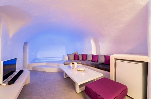 Megalochori Villa | Kampanario Luxury Villa