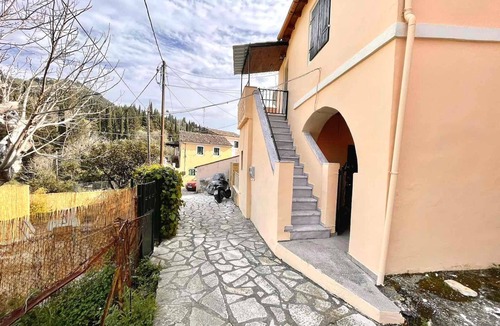 Achilleio House | Kansoneta-Traditional Mansion in Gastouri Village