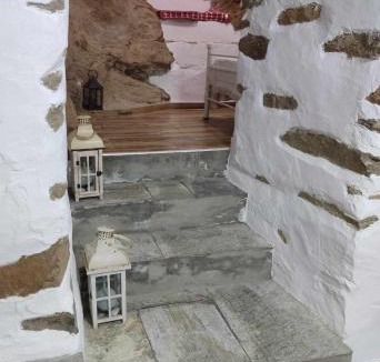 Apikia House | Karastamati΄s Tower House