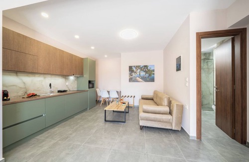 Karavomylos Apartment | KARAVOMYLOS STUDIO by ELENI & MEMAS Luxury Apartments