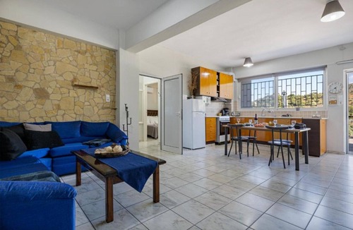 Katochori House | Karel house