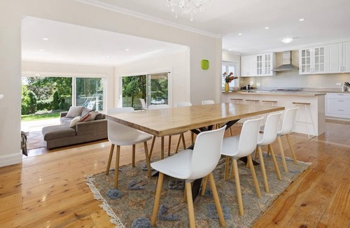 McCrae House | Kasih - Ocean Views - Love Actually.and we love it.