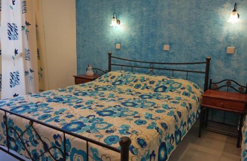 Agios Prokopios Apartment | Katerina Babis Studios