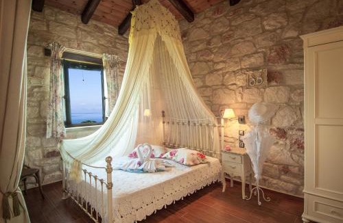 Psarou House | Kavos Psarou Villas