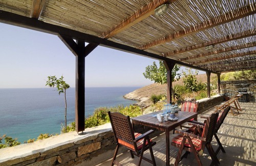 Pisses Apartment | Kea Tzia, beachfront, tranquil, secluded, luxury, beachfront, sea view, private