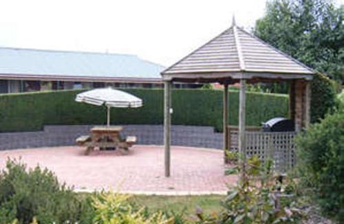Sheffield Hotel | Kentish Hills Retreat