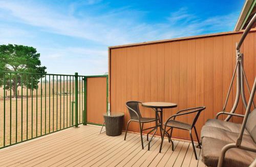 Pokolbin Apartment | King I