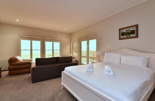 Pokolbin Apartment | King I