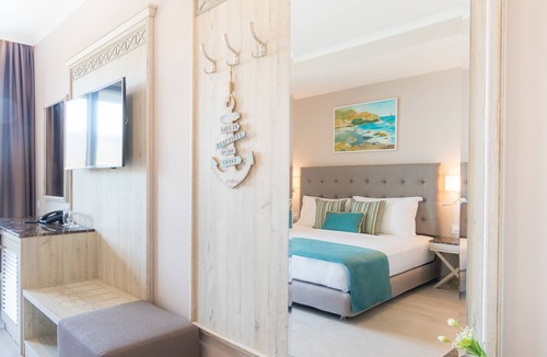 Maroneia-Sapes Hotel | King Maron Beach Hotel & Spa