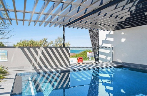 Kings Beach Apartment | Kings Edge Unit 2 Kings Beach QLD
